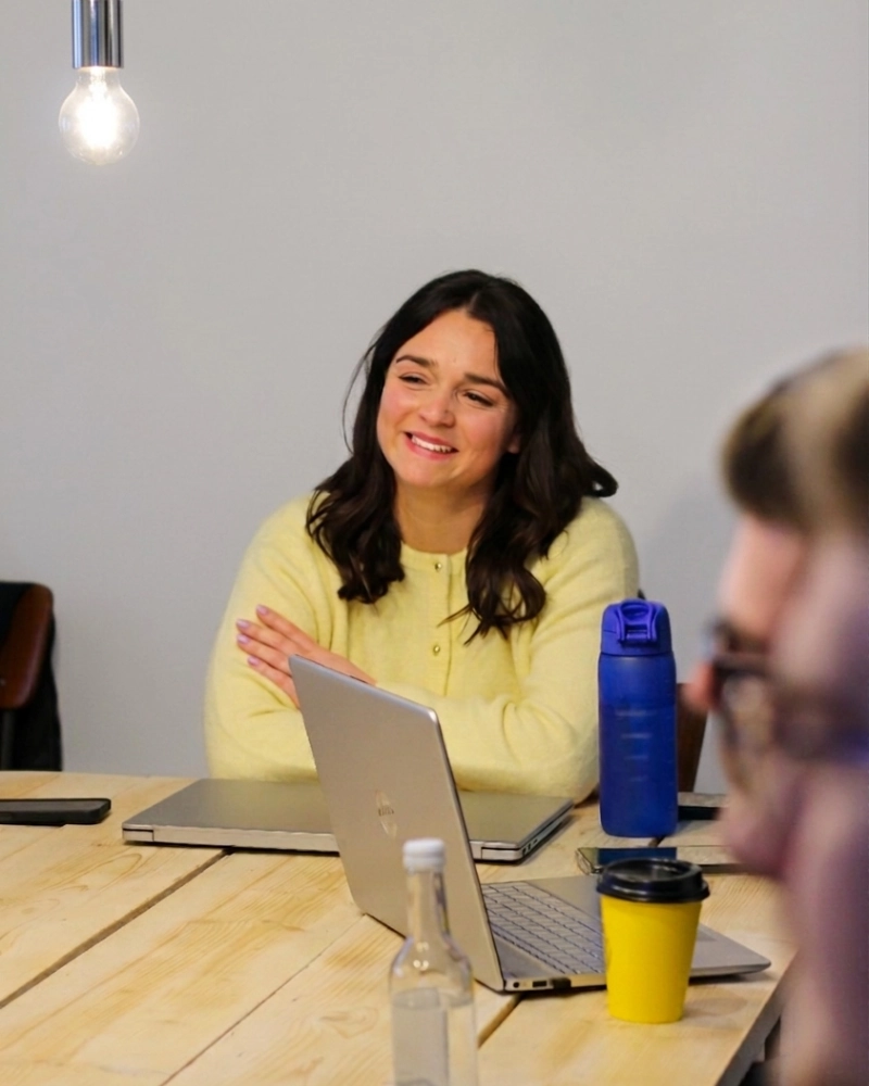 IWN Accountancy accountant in a team meeting